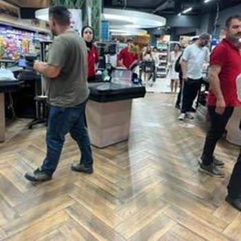 Bozuk Pasta Ve Onur Market Personelinden Kötü Muamele