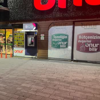 Bozuk Pasta Ve Onur Market Personelinden Kötü Muamele
