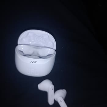 Yeni Aldığım JBL Kulaklığın Sağ Tarafı Çalışmıyor!