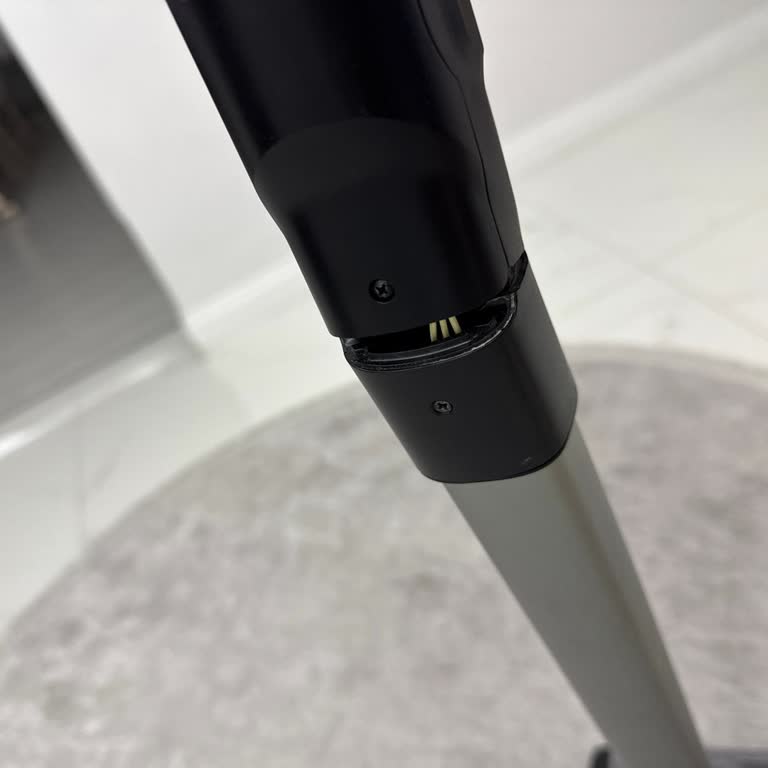 Philips Aqua Plus 8000 Sapı Beklenmedik Şekilde Kırıldı