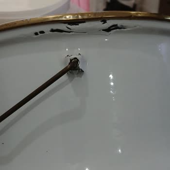 Hasarlı Teslim Edilen Tencere İçin Mağduriyetimin Giderilmesini Talep Ediyorum