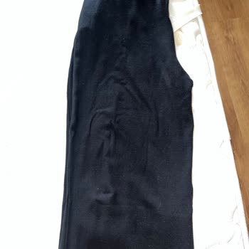 Stradivarius'tan Aldığım Pantolonun Kalitesizliği Ve İade Sorunu