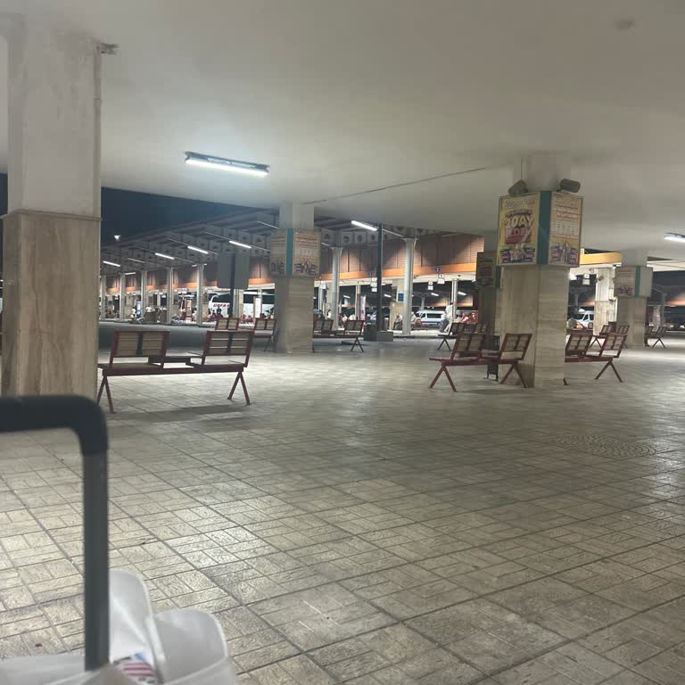 Otobüs Gecikmesi Ve İlgisiz Müşteri Yanıtı Mağduriyeti