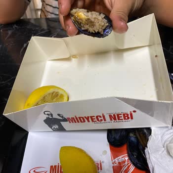 Midyeci Nebi'de Bahartlı Pilav Yedik
