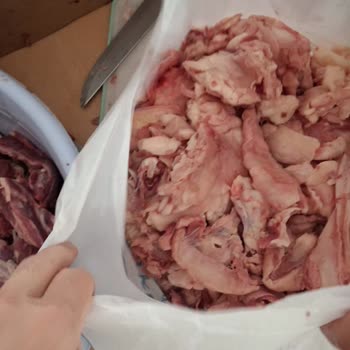 Carrefour SA'dan Aldığım Kurban Kolisi Yağ Ve Sakatat Dolu Çıktı