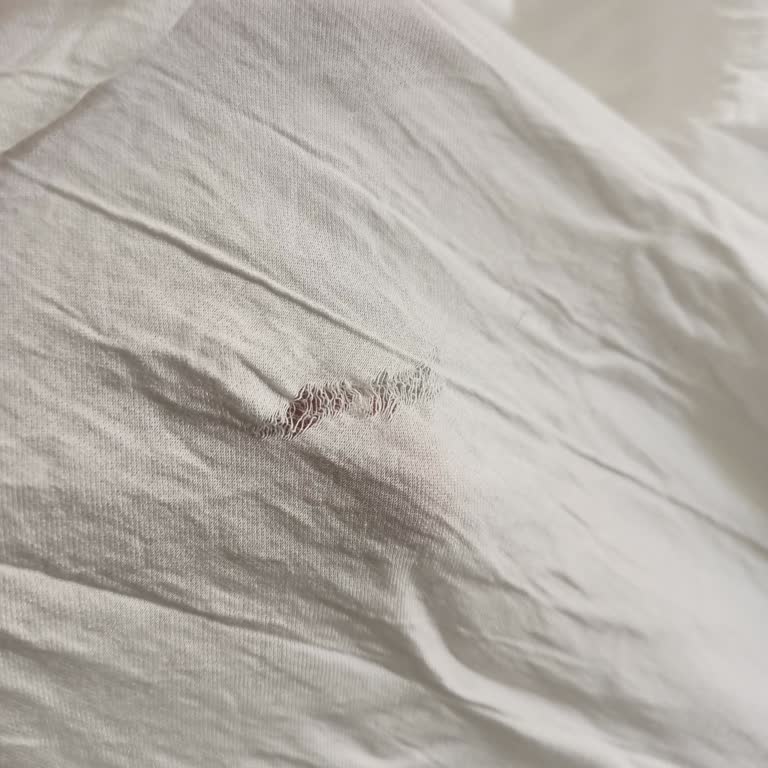 İlk Kullanımda Yırtılan Tunik Nedeniyle Hayal Kırıklığı