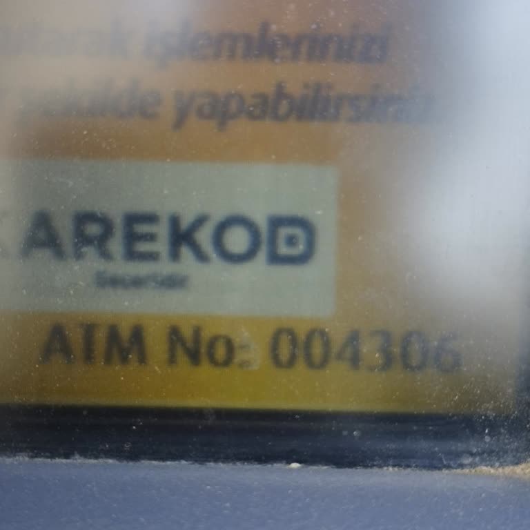 ATM'de Sıkışan Parama Kimse Çözüm Sunmuyor
