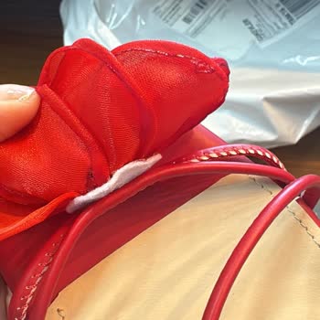 Sipariş Edilen Ayakkabının Farklı Ve Kalitesiz Gelmesiyle Yaşanan Sorunlar