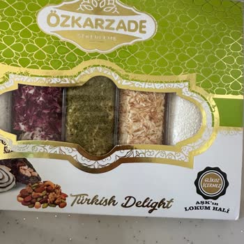 Özkarzade Şekerleme & Lokum Ambalajı Açtığımda Lokumların Eksik Ve Yarım Olduğunu Fark Ettim