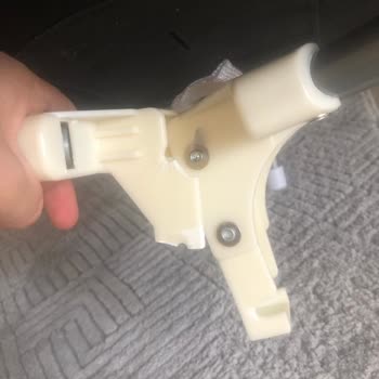 Kraft Anne Yanı Bebek Yatağının Alt Aparatı Kısa Sürede Kırıldı