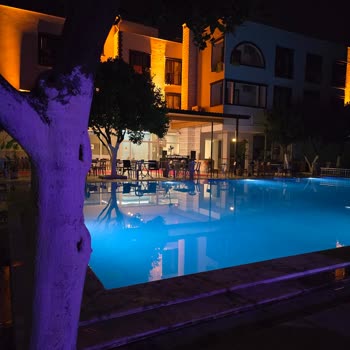 Beklentilerin Çok Altında Bir Otel Deneyimi Ve Mağduriyet