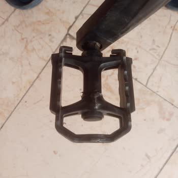 15 Günlük Bisikletin Pedalları Kırıldı, Garanti Kapsamına Alınmadı