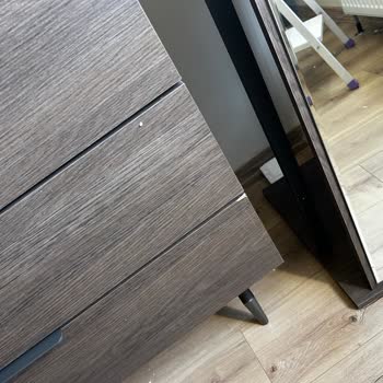 Kelebek Mobilya Teslimat Gecikmesi Ve Kusurlu Ürünlerle Yaşanan Hayal Kırıklığı