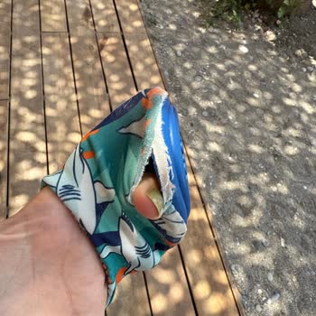 Penti 3 Günlük Kullanımda Parçalanan Çocuk Deniz Ayakkabısı Hayal Kırıklığı Yarattı