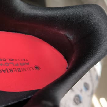 1 Ayda Yırtılan Ayakkabı İçin Değişim Talebim Reddedildi