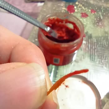 Acuka Sosun İçinden Çıkan Sert Cisim Boğazımı Yaraladı Ve Mağduriyet Yaşadım