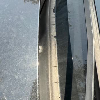 BMW F30 Cam Fitili Çatlakları Kronik Sorun, Ücretsiz Değişim Talebi