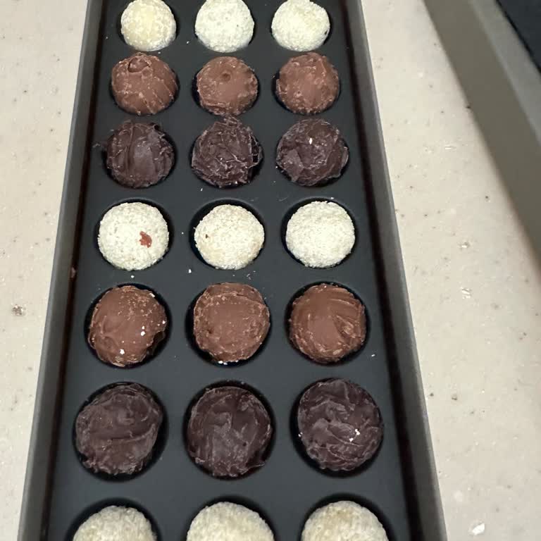 Kahve Dünyası Truf Çikolatasından Saç Kılı Çıkması Hayal Kırıklığı Yarattı