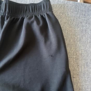 Kumaşı Deforme Olan Ürün İçin Mağaza Yönetiminin İlgisiz Ve Profesyonellikten Uzak Davranışı