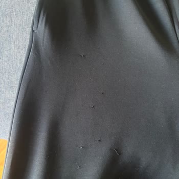 Kumaşı Deforme Olan Ürün İçin Mağaza Yönetiminin İlgisiz Ve Profesyonellikten Uzak Davranışı