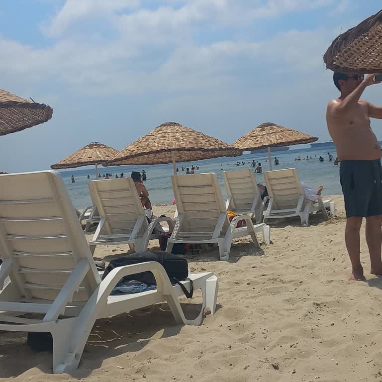 Florya Güneş Plajı'nda Yaşanan Olumsuz Deneyimler Ve Yetersiz Uygulamalar
