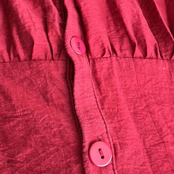 Yıkama Sonrası Elbisede Renk Atması Ve Tiftiklenme Sorunu