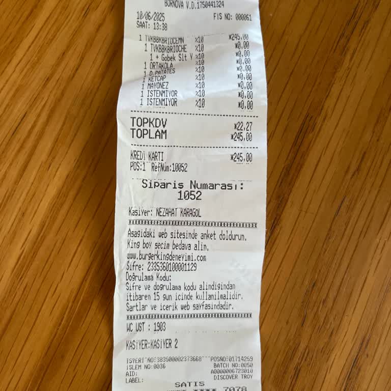 Burger King Çalışanlarının Müşterilere Saygısız Yaklaşımı