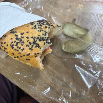 Yemeksepeti Dondurulmuş ve Bozulmuş Sandviçler, İletişim Eksikliği Mağduriyeti