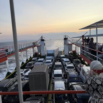 Adalar 1 Feribotunda Aşırı Yükleme Ve Güvenlik İhmali Yolcuları Riske Atıyor