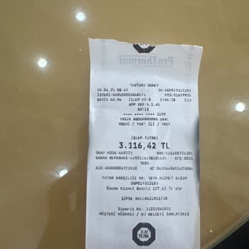 Kredi Kartı İle Ödeme Yaparken Yasal Olmayan Komisyon Talebi