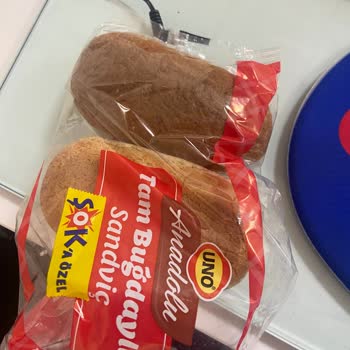 Küflü Ürün Satışı Ve Personel İlgisizliği Nedeniyle Sağlık Riski