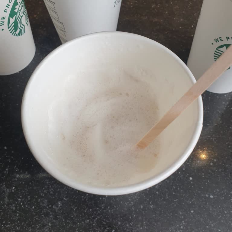 Starbucks Otomatında Eksik Kahve Ve İade Sorunu