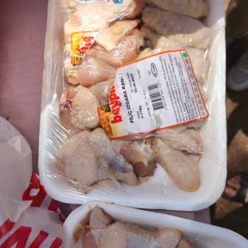 Carrefour'dan Aldığım Kanatlar Bozuk Çıktı