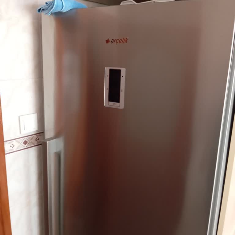 Arçelik Buzdolabında Gövde Şişmesi Ve Gaz Kaçağı Sorunu