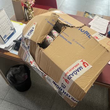 Sürat Kargom Paramparça ve Özensiz Paketlenmiş Şekilde Teslim Edildi