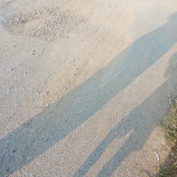 Adana Sarıçam Belediyesi Sarıçam'daki Bozuk Yollar Araçları Zorluyor