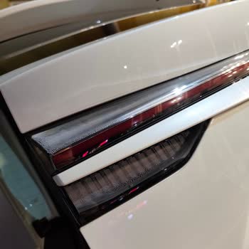 Yeni Aldığım Aracın Arka Farındaki Soruna Çözüm Bulunmadı