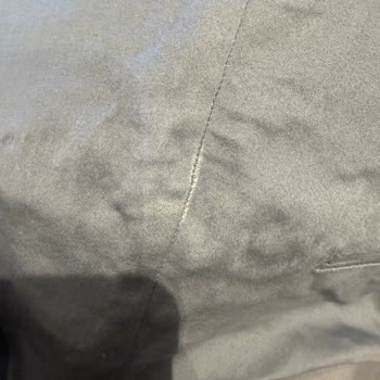 Kısa Sürede Sökülen Pantolonlar İçin İade Veya Değişim Talebi