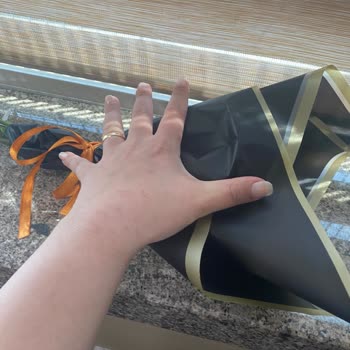 Yanlış Ve Solmuş Çiçek Gönderimi Ameliyat Gününde Hayal Kırıklığı Yarattı