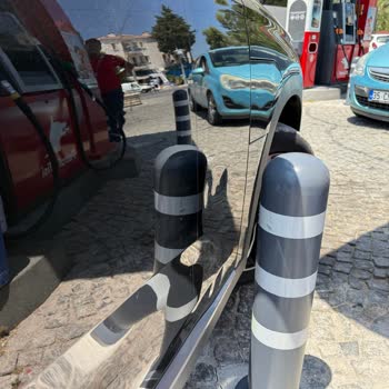 Petrol Ofisi Yakıt Pompası Yanındaki Demir Duba Aracıma Zarar Verdi, Şikayetim Sonuçsuz Kaldı