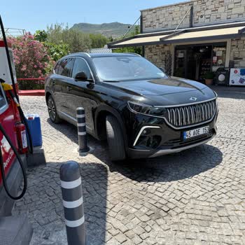 Petrol Ofisi Yakıt Pompası Yanındaki Demir Duba Aracıma Zarar Verdi, Şikayetim Sonuçsuz Kaldı