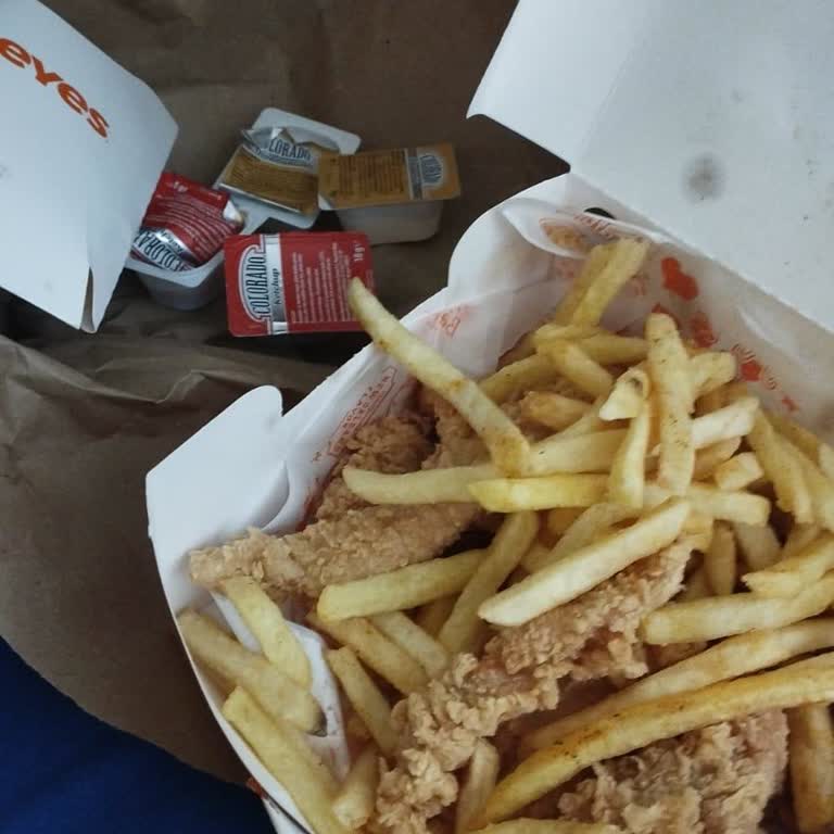 Popeyes Siparişte Eksik Ve Hatalı Ürünler Teslim Edildi