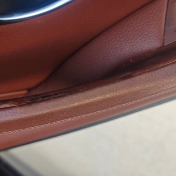 BMW F10 520 M Sport Kapı Kollarının Aşırı Yıpranması Hayal Kırıklığı Yarattı