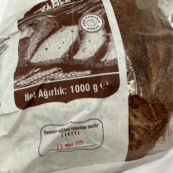 Market Siparişlerinde Sürekli Bayat Ve Küflü Ekmek Sorunu Yaşanıyor