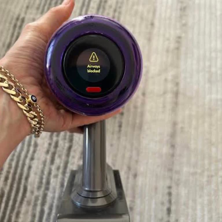 Yeni Aldığım Dyson V12 Sürekli Arıza Veriyor