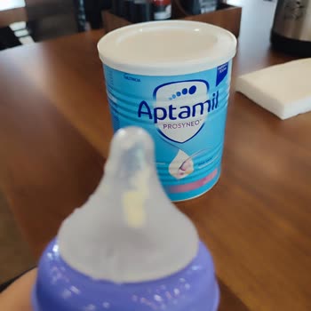 Aldığım Aptamil Devam Sütünde Topaklanma Ve Gaz Problemi Yaşadık