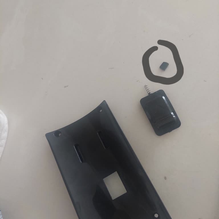 Fakir Dik Süpürgede Dayanıksız Parça Nedeniyle Kullanım Sorunu Ve Hayal Kırıklığı