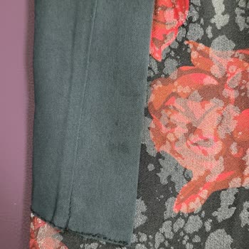 Emine Aydın Paramı İade Etmeyip Yeni Ürün Alın Diyor