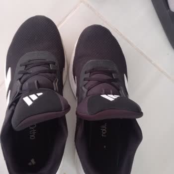 Boyner'den Alınan Adidas Ayakkabının Kısa Sürede Renk Değiştirmesi