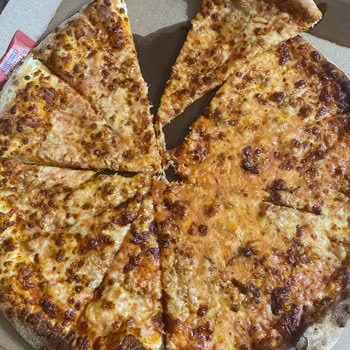 Siparişimde Pişmemiş Ekmek Ve Yanmış Pizza Sorunu